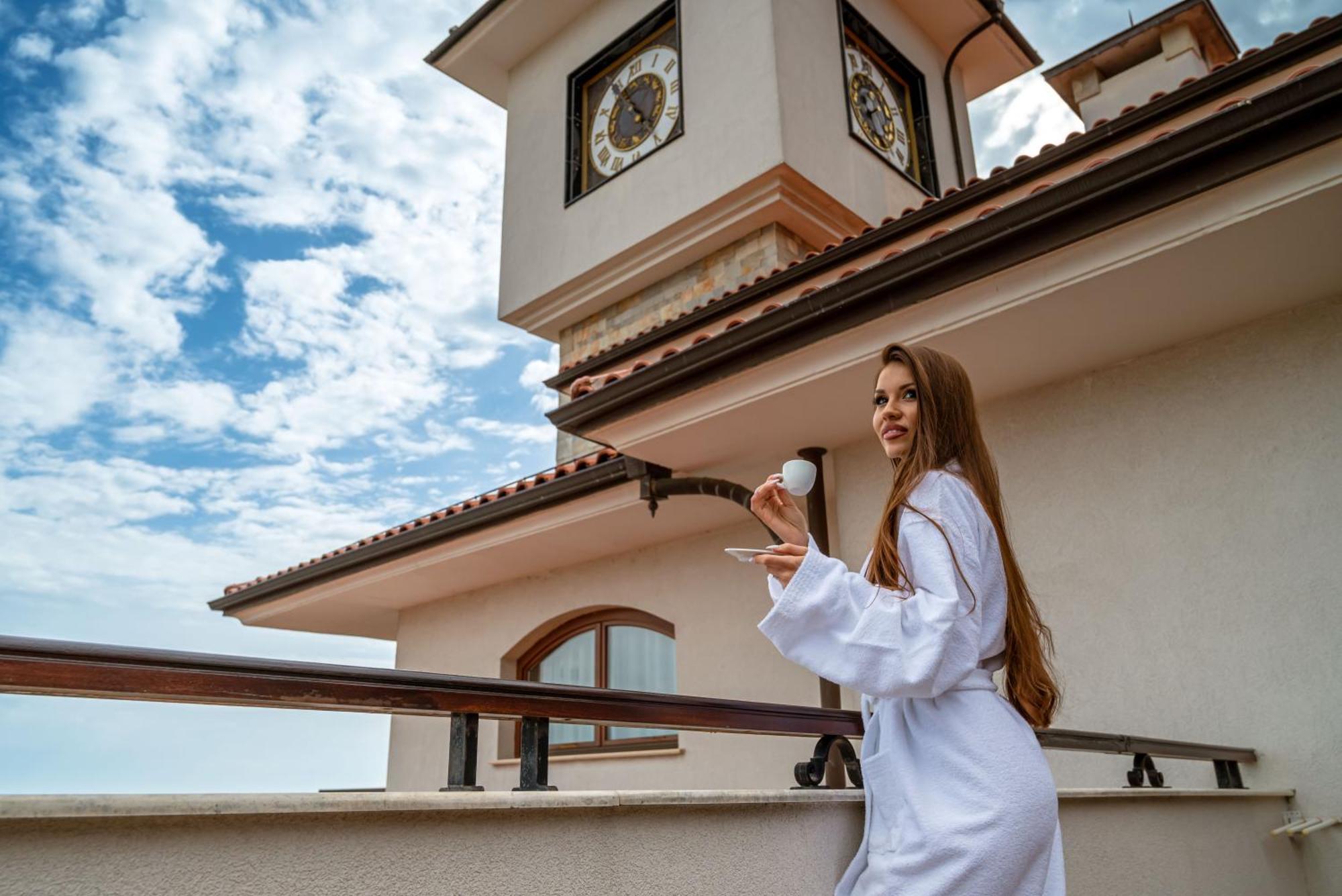 Helena Sands ساني بيتش المظهر الخارجي الصورة